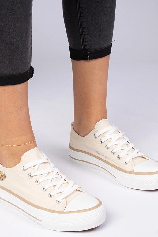 Beezid klassikalised naiste tossud...