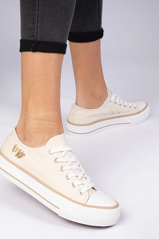 Beezid klassikalised naiste tossud...