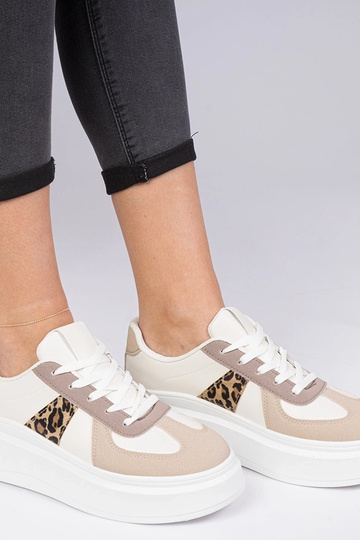 Pruunid sneakersid paksul taldadel Mishel