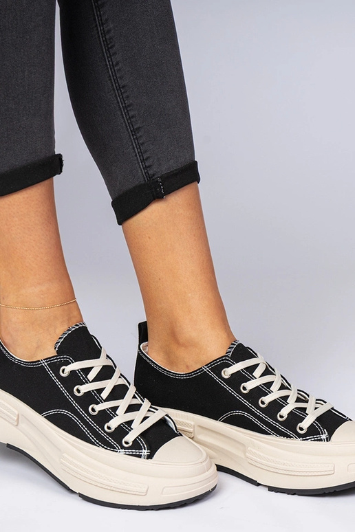 Mustad naiste kangast tossud Katerin