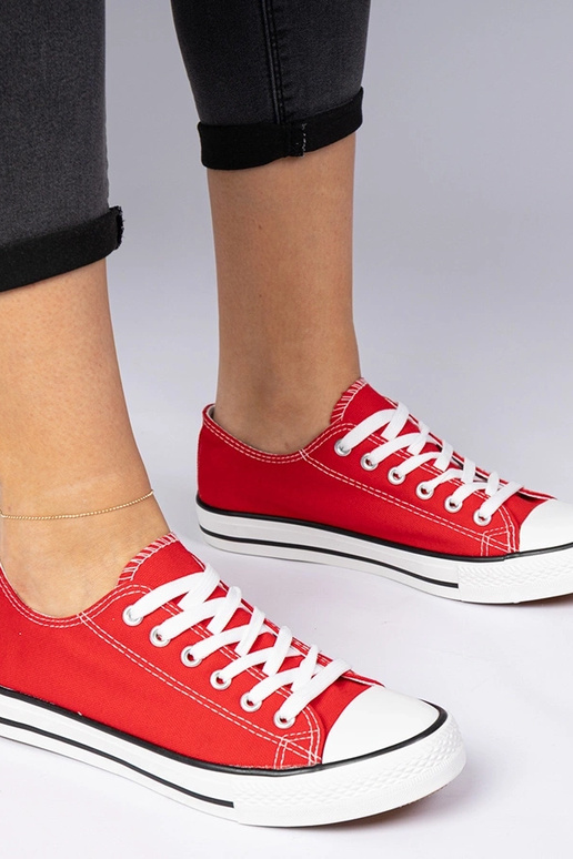 Punased klassikalised naiste tossud...