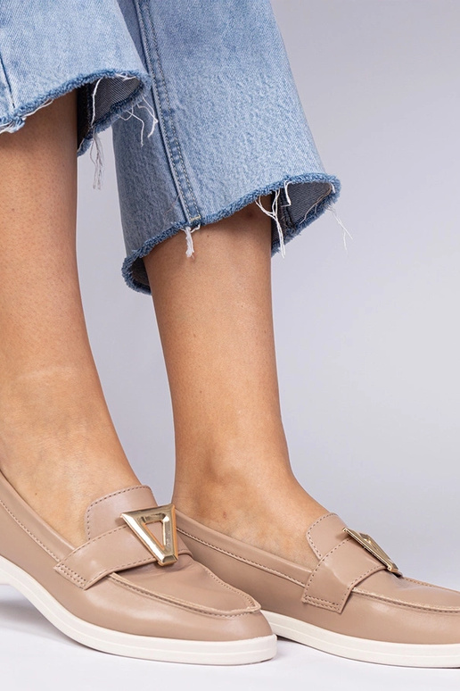 Tumebeežid naiste mokasiinid...