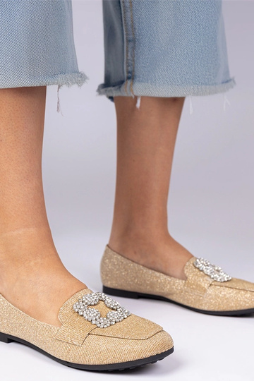 Kuldse sädelusega...