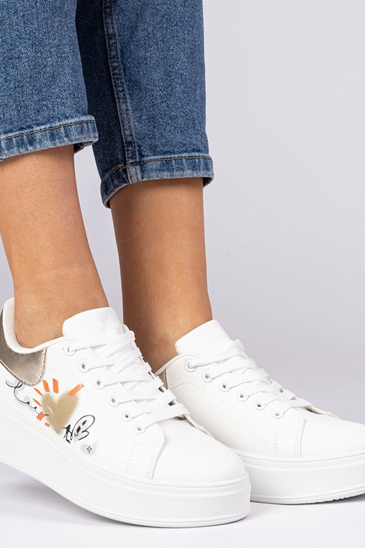 Valge-kuldne naiste spordijalatsid... Valge-kuldne naiste spordijalatsid...