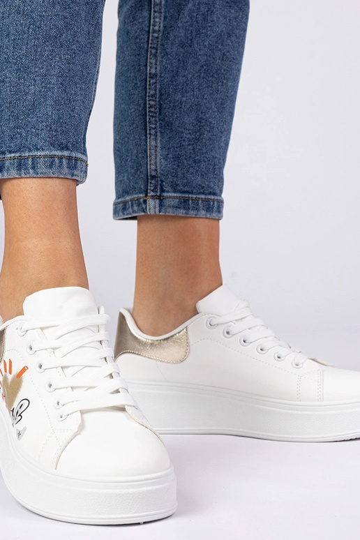 Valge-kuldne naiste spordijalatsid... Valge-kuldne naiste spordijalatsid...