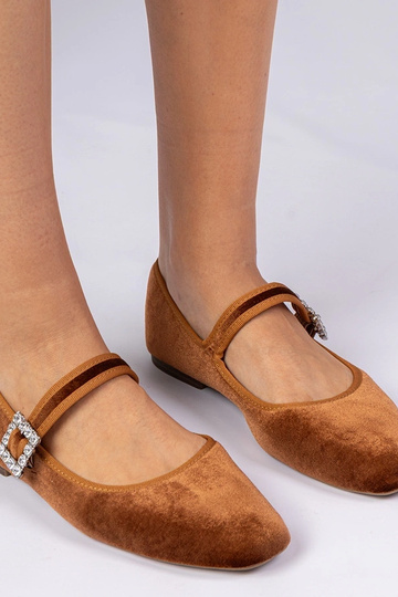 Pruunid naiste veluuri... 2