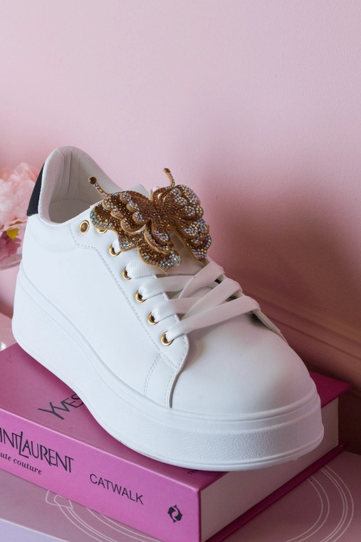 Kariba must-valged tossud liblikaga... Kariba must-valged tossud liblikaga...