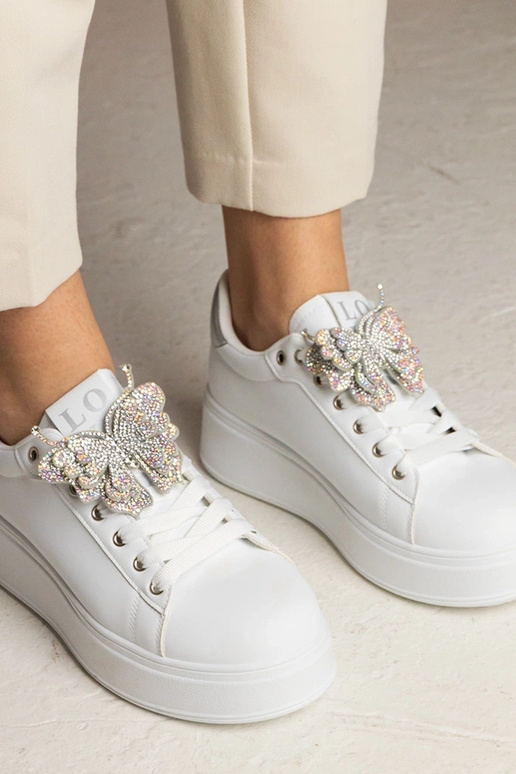 Kariba hõbe-valged tossud liblikaga... Kariba hõbe-valged tossud liblikaga...