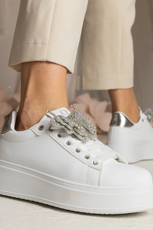 Kariba hõbe-valged tossud liblikaga... Kariba hõbe-valged tossud liblikaga...