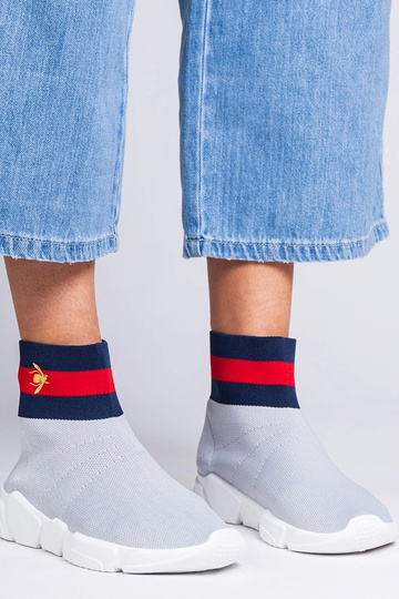 Hallid naiste sportlikud...