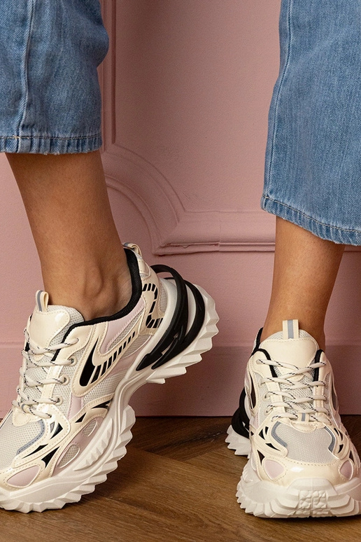 Liivakarva naiste spordijalatsid... Liivakarva naiste spordijalatsid...