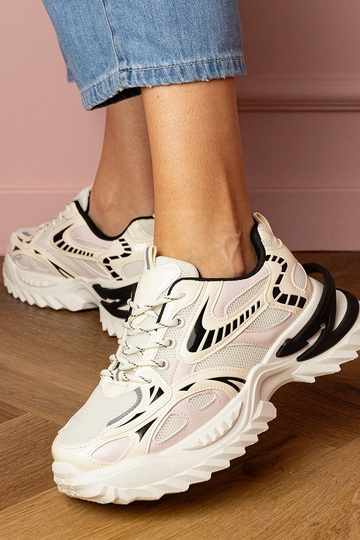 Liivakarva naiste... 2