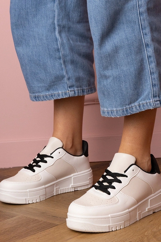 Liivakarva naiste spordijalatsid...