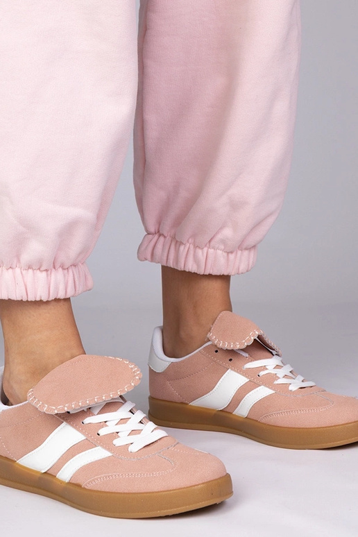 Roosad naiste spordijalatsid, „Lukka"