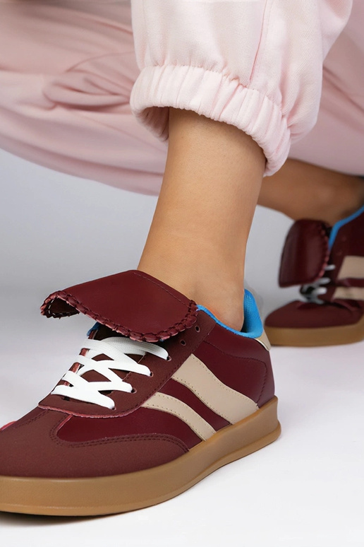 Kirsipunased naiste spordijalatsid,...