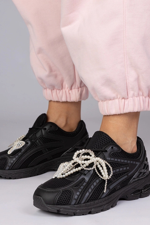 Mustad spordijalatsid eemaldatavate...