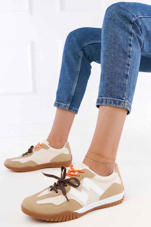 Liivakarva spordijalatsid värviliste...