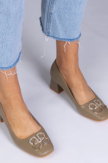 Rohelised madal konts...