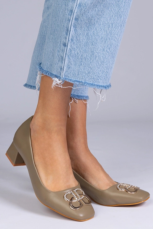 Rohelised madal konts kõrged kingad,...