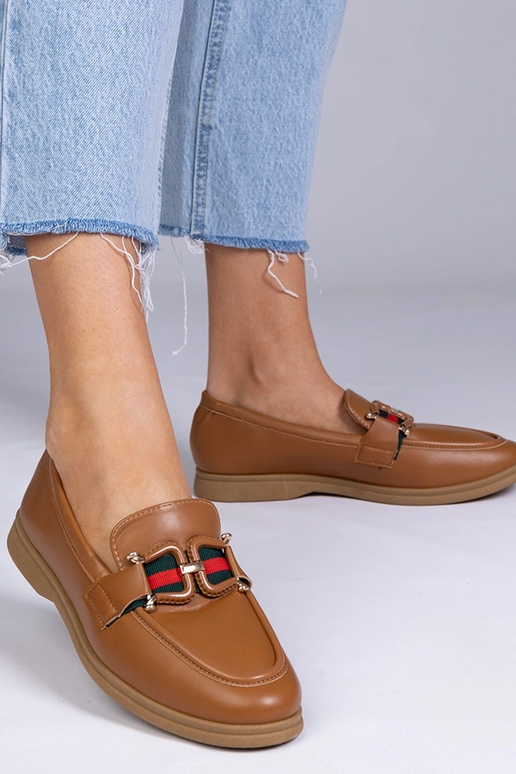 Kreemjas värvi mokasiinid kunstnahast...