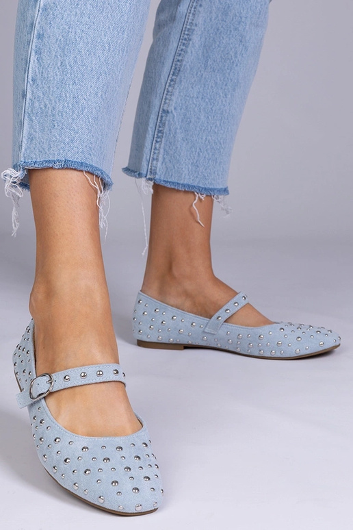 Sinised ballerinad nurgeliste ja...