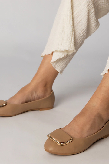 Pruunid naiste ballerinad...