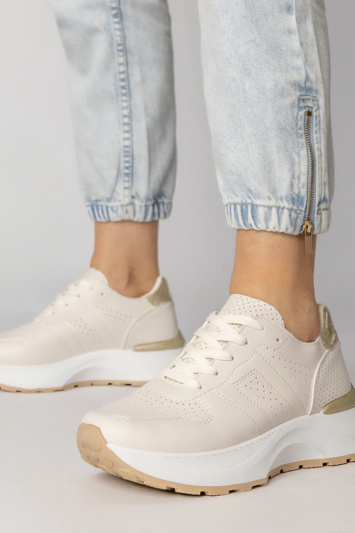 Liivakarva sportlikud jalanõud kuldse...