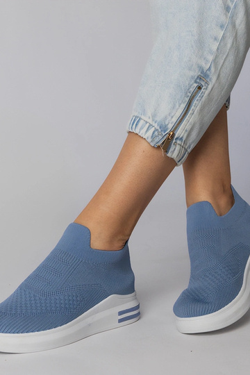 Sinised jalatsid, mis on... 2