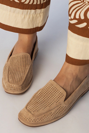 Kreemjas värvi avatud... 2