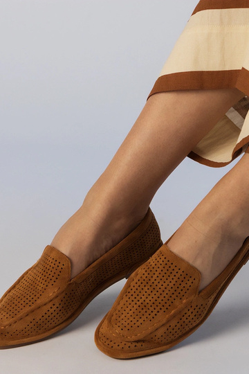 Mustad avatud mokasiinid... 2