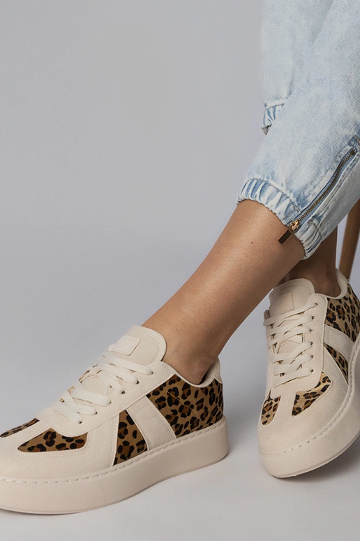 Liivakarva naiste spordijalatsid...