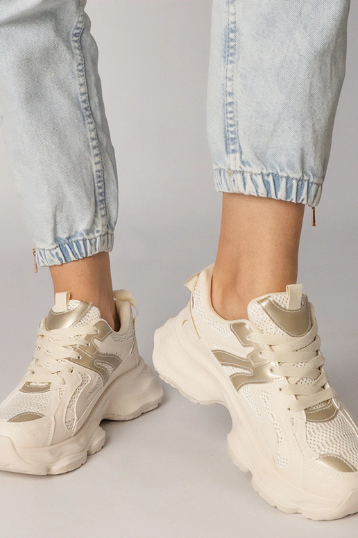 Liivakarva naiste spordijalatsid...