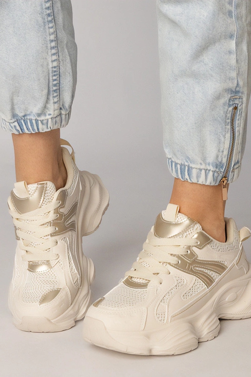 Liivakarva naiste spordijalatsid...