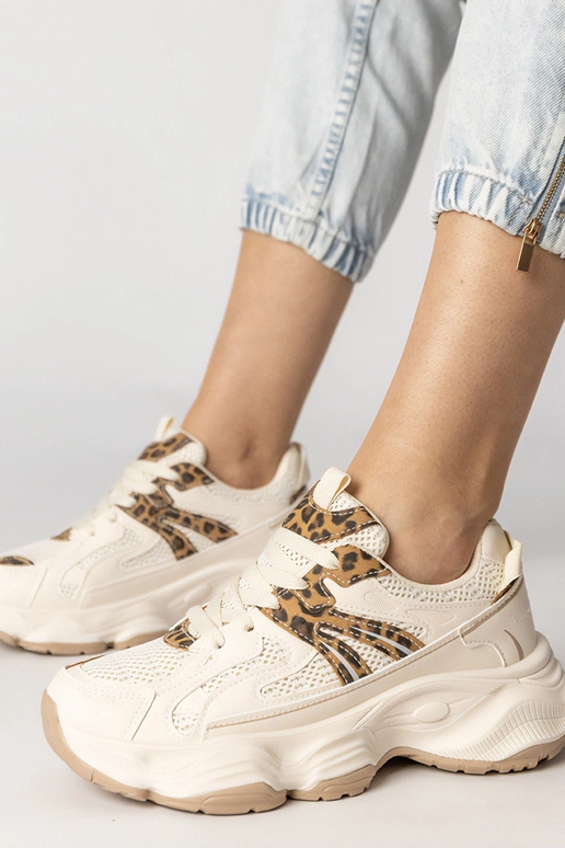 Liivakarva naiste spordijalatsid...