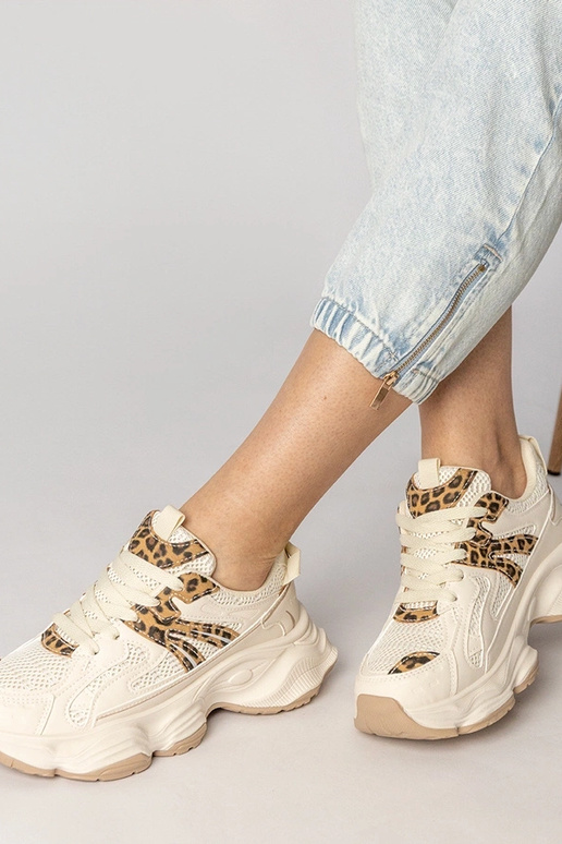 Liivakarva naiste spordijalatsid...