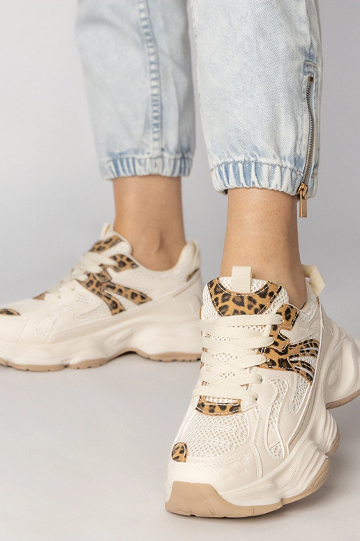 Liivakarva naiste spordijalatsid...