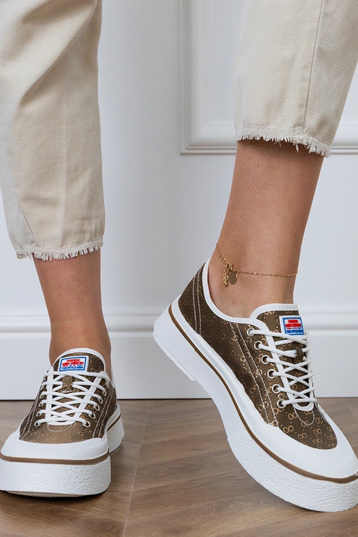 Pruunid naiste platvormijalatsid,...