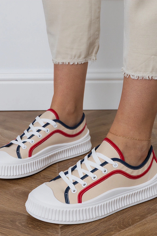 Kreemjad naiste platvormijalatsid,...