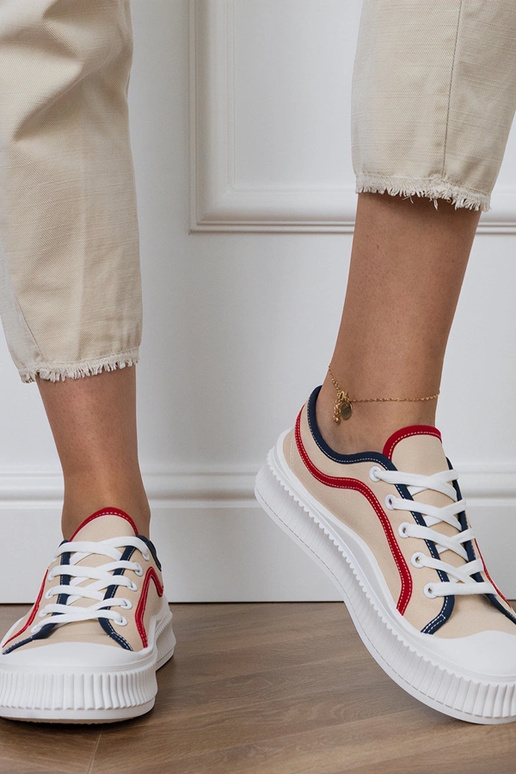 Kreemjad naiste platvormijalatsid,...