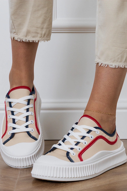 Kreemjad naiste platvormijalatsid,...