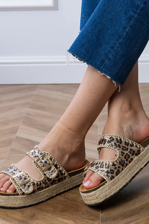 Induri leopardimustriga läikivad... Induri leopardimustriga läikivad...