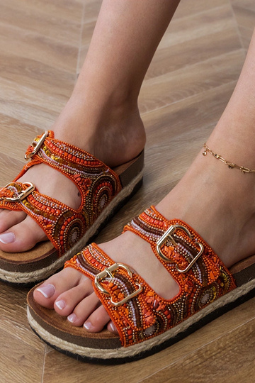 Kollased etnilised sussid... 2