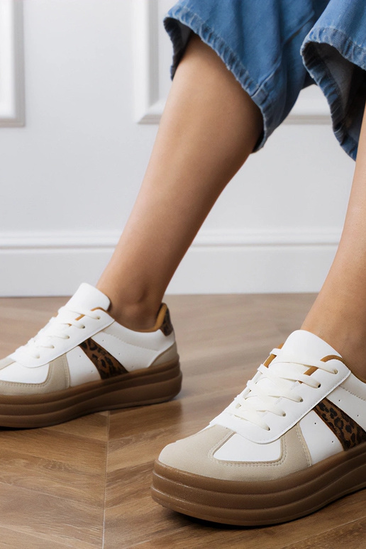 Panterimustrilised naiste...