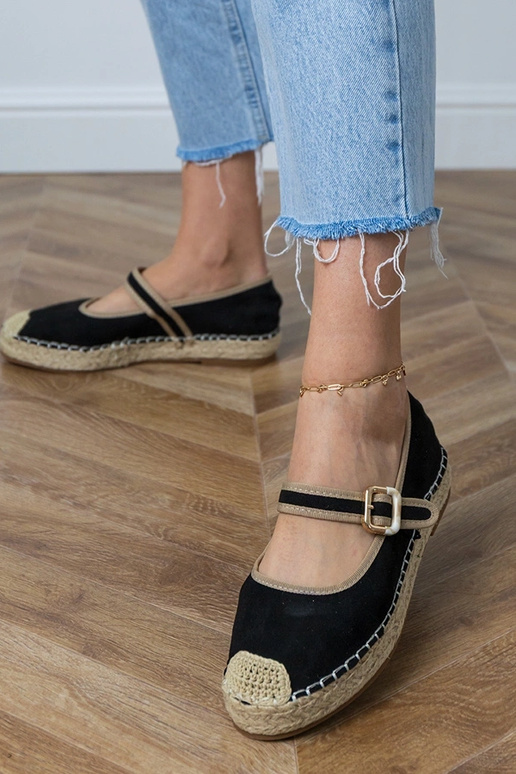 Mustad espadrillid dekoratiivse... Mustad espadrillid dekoratiivse...