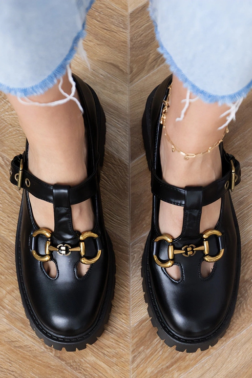 Mustad poolsaapad paksu tallaga... Mustad poolsaapad paksu tallaga...