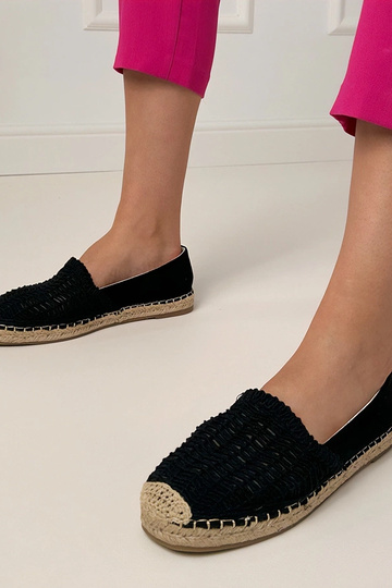 Mustad avatud espadrillid platvormil Plevis