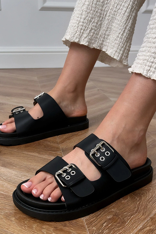 Mustad sussid pandlitega rihmadel Klinet Mustad sussid pandlitega rihmadel Klinet