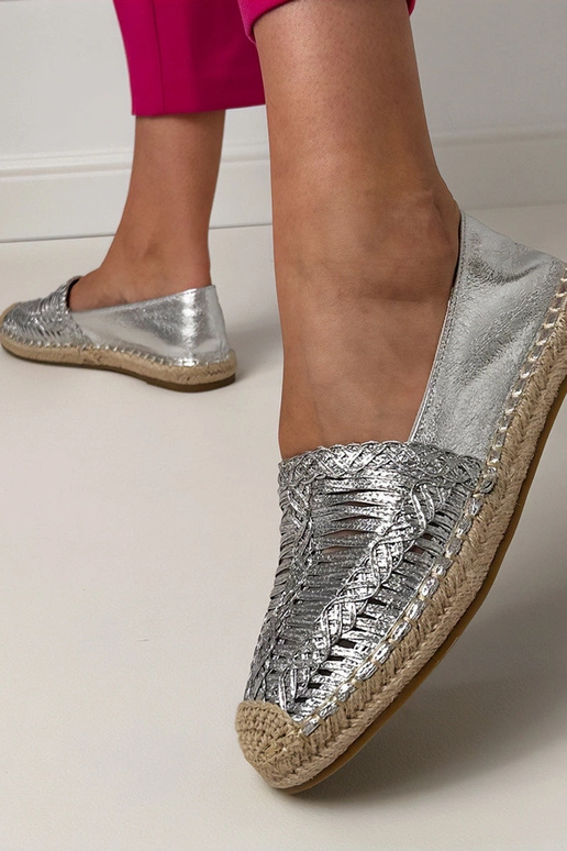 Hõbedased avatud espadrillid... Hõbedased avatud espadrillid...