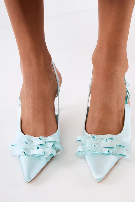 Palira rohelised sandaalid kontsadel...