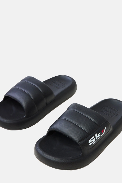 Mustad meestele mõeldud kummist...